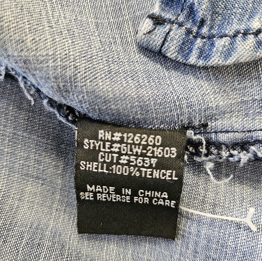 Velvet Heart Long-Sleeved Denim Shirt - Picture 3 of 5
